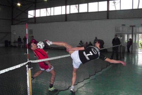 O nouă etapă naţională de fotbal-tenis la Salonta 